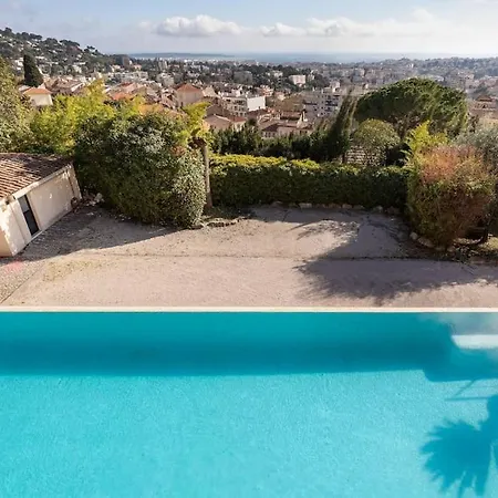 Avec Piscine A Cannes 7 Bedrooms Villa *
